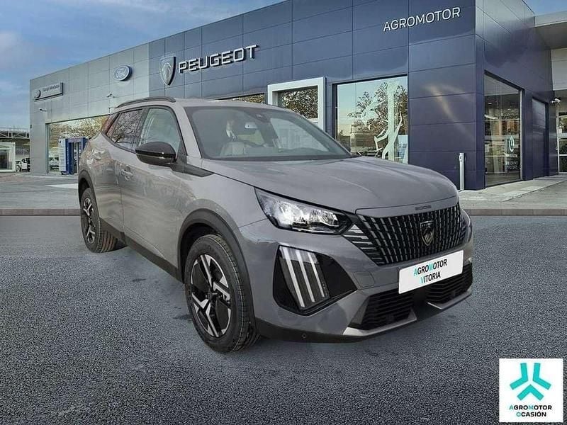 Usado Peugeot 2008 Allure 101 CV (74 kW) 2025 Gris SUV