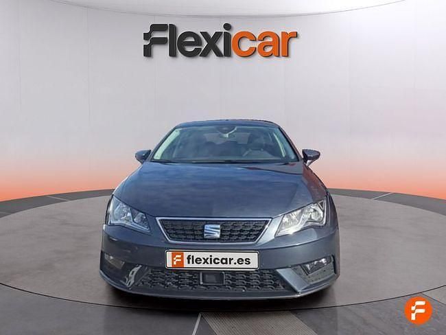 Usado Seat Leon Style 130 CV (95 kW) 2020 Gris / plata Berlina