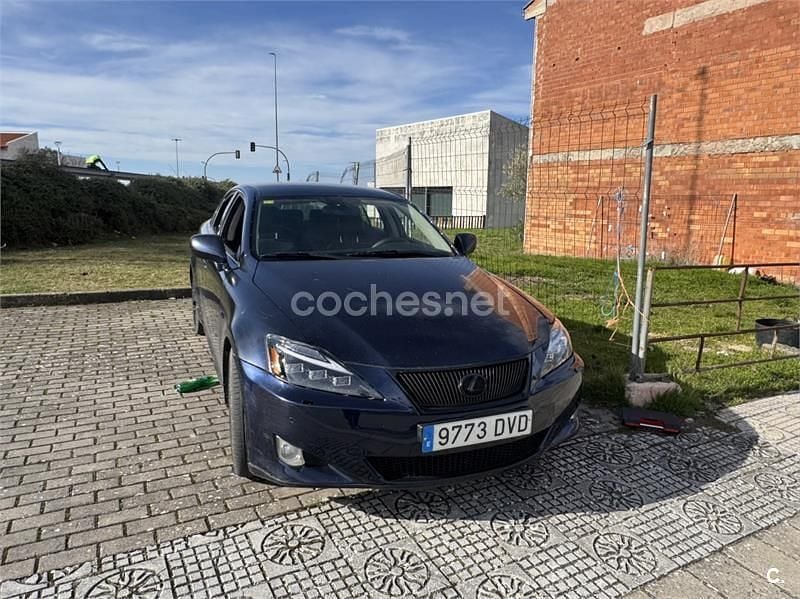 Usado Lexus IS250 Sport Line 208 CV (152 kW) 2006 Azul Berlina