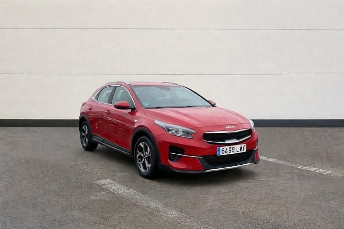 Usado Kia XCeed 120 CV (88 kW) 2022 Rojo SUV