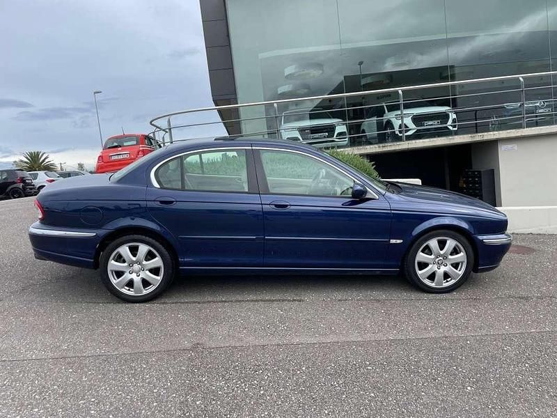 Usado Jaguar X-type Executive 156 CV (114 kW) 2005 Azul Berlina