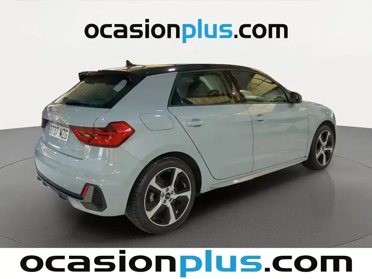 Usado Audi A1 S-Line 116 CV (85 kW) 2025 Gris SUV