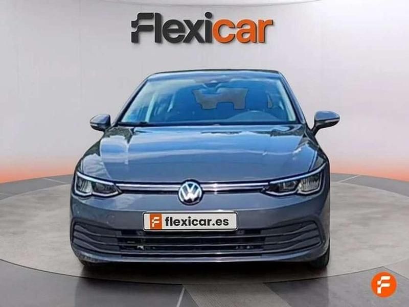 Usado VW Golf VIII Life 150 CV (110 kW) 2022 Gris Familiar