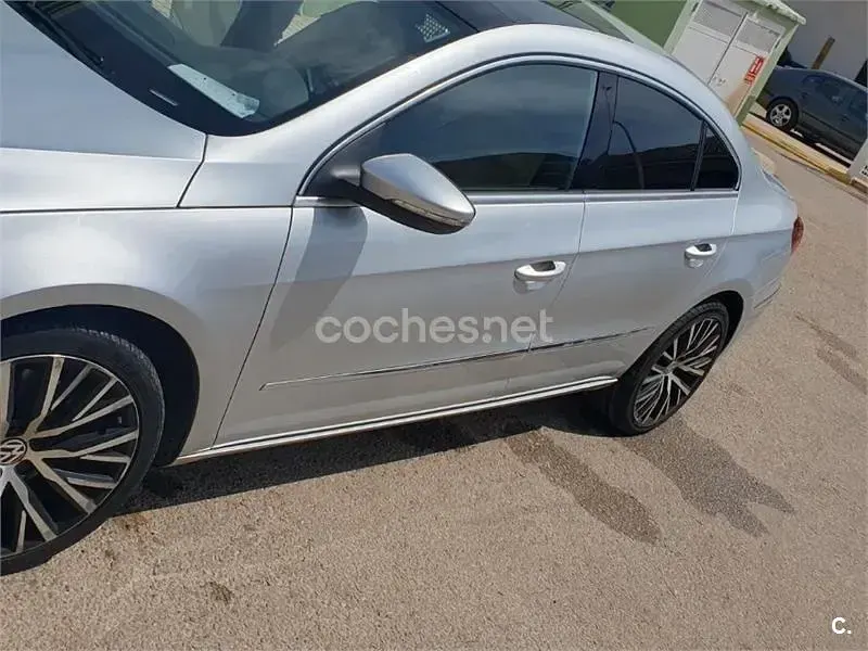 Usado VW CC Advance 140 CV (102 kW) 2013 Gris / plata Berlina