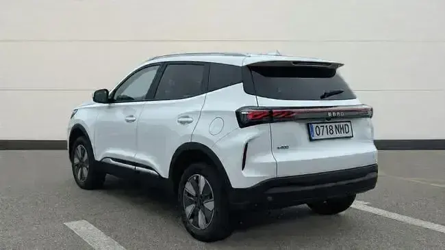 Usado Ebro s400 211 CV (155 kW) 2026 Blanco SUV