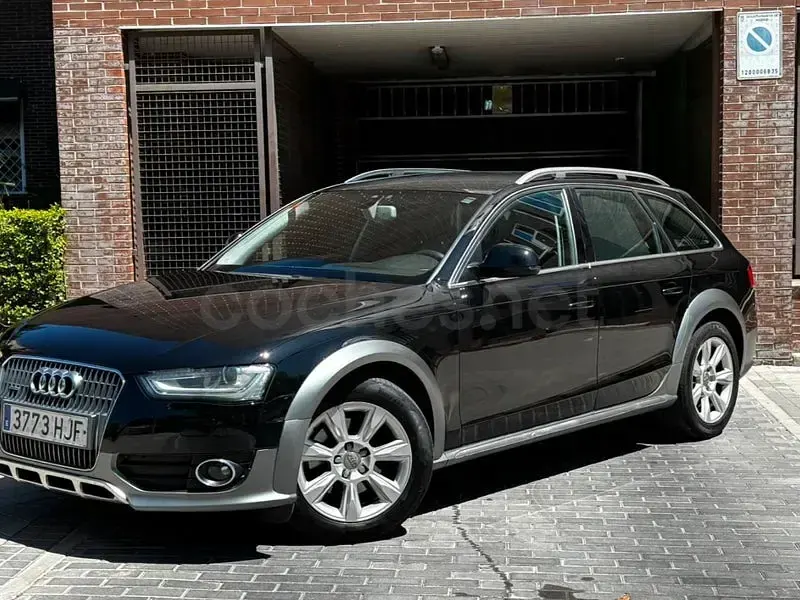 Usado Audi A4 Allroad 177 CV (130 kW) 2012 Azul Familiar