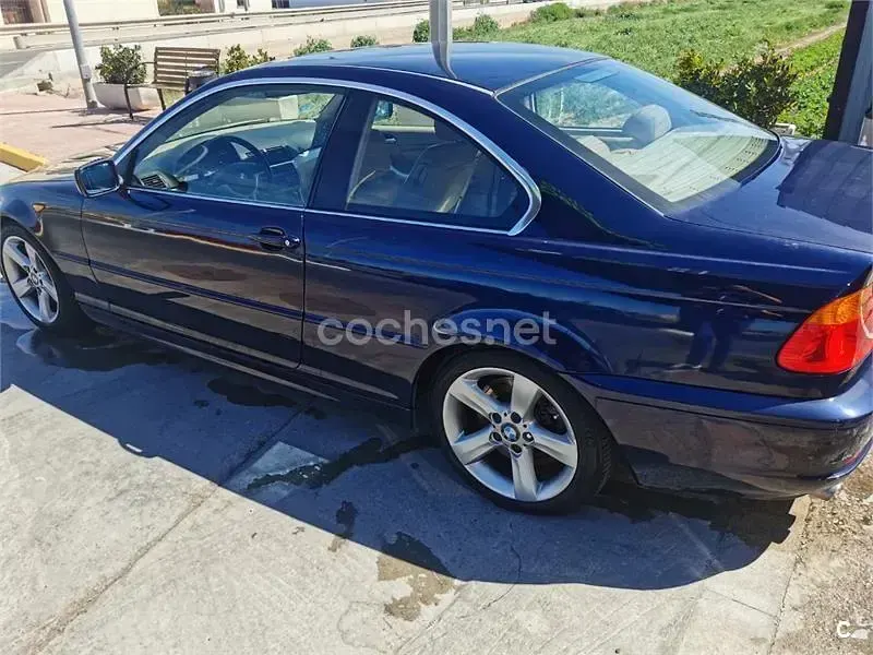 Usado BMW 330 231 CV (169 kW) 2003 Azul Coupe