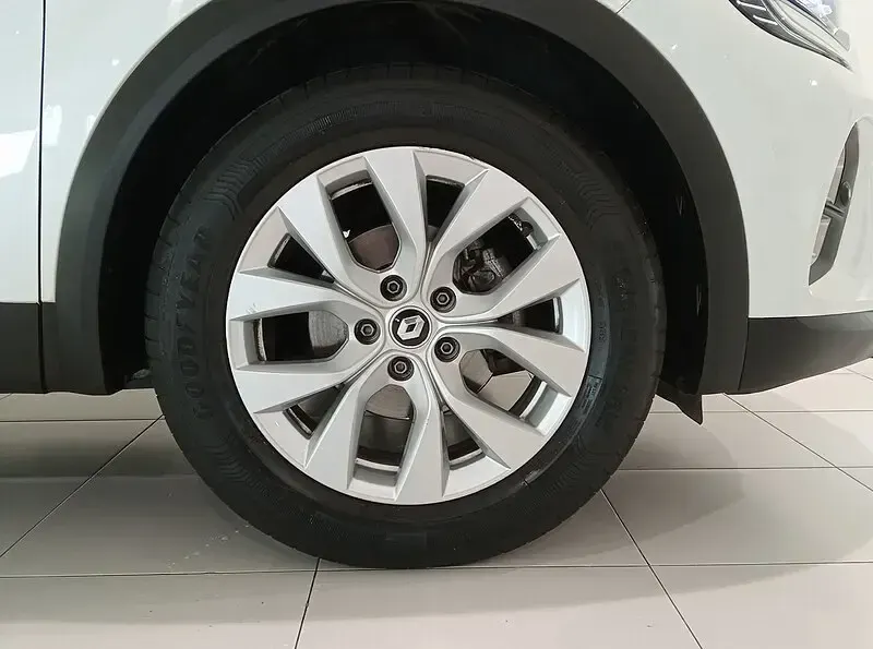 Usado Renault Captur Zen 140 CV (102 kW) 2021 Blanco SUV