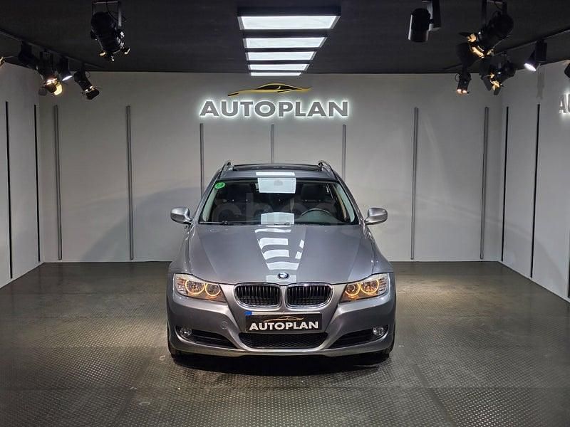 Usado BMW 318 143 CV (105 kW) 2009 Beige Familiar