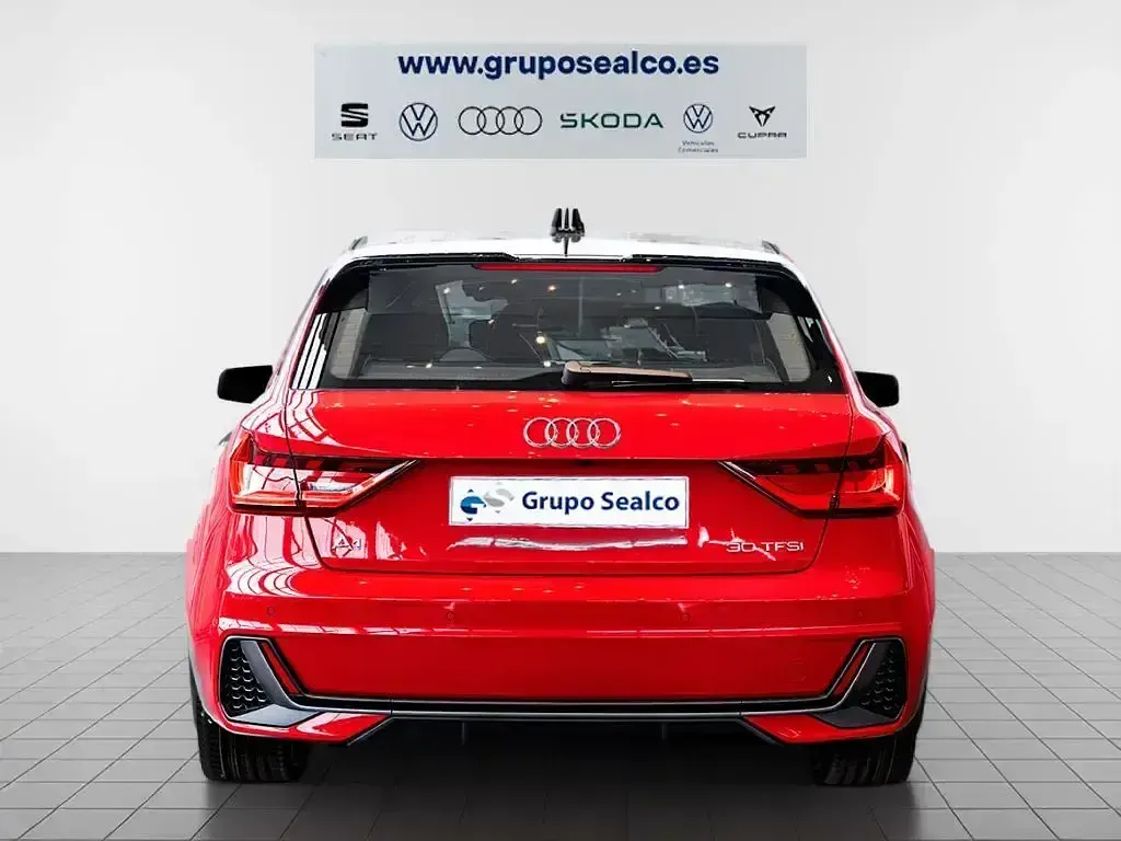 Nuevo Audi A1 Sportback 116 CV (85 kW) 2026 Rojo Utilitario