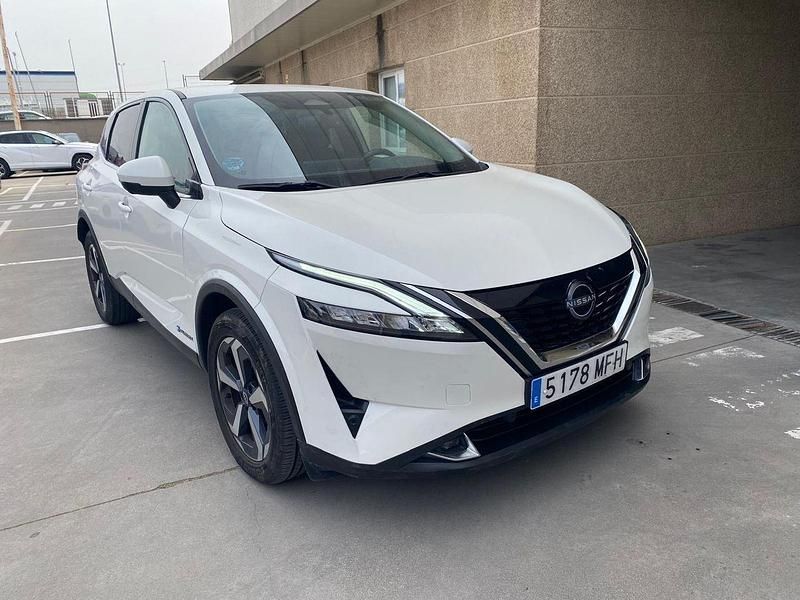 Usado Nissan Qashqai N-Connecta 190 CV (139 kW) 2023 Blanco SUV