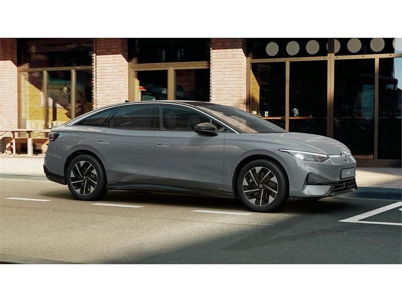 Nuevo VW ID.7 Pro 210 kW (286 CV) 2025 Gris cemento con techo ne Utilitario