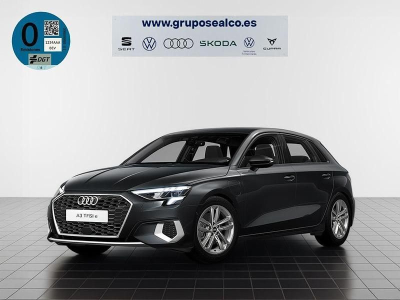Usado Audi A3 Sportback e-tron Advanced Plus 204 CV (150 kW) 2022 Gris Utilitario