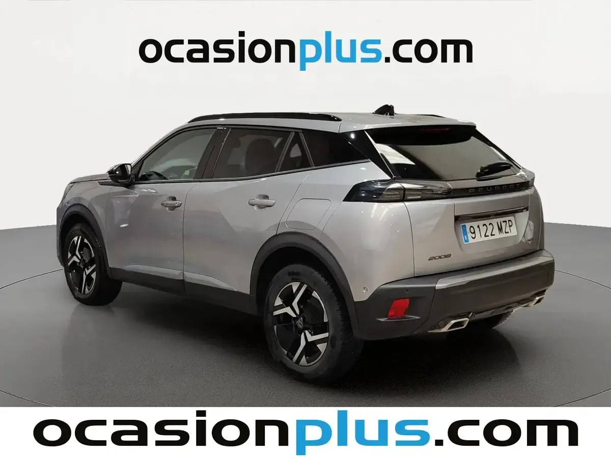 Usado Peugeot 2008 Allure 145 CV (106 kW) 2025 Gris SUV