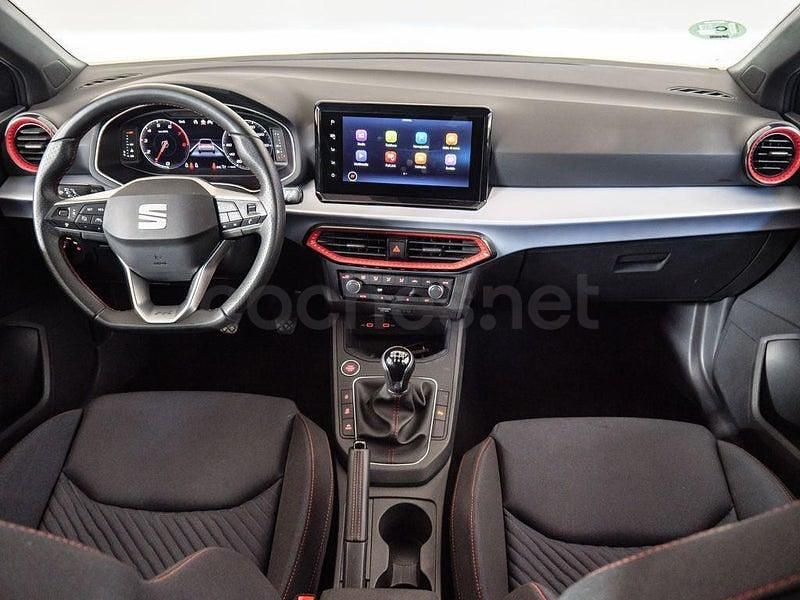 Usado Seat Ibiza FR 115 CV (84 kW) 2025 Gris Berlina