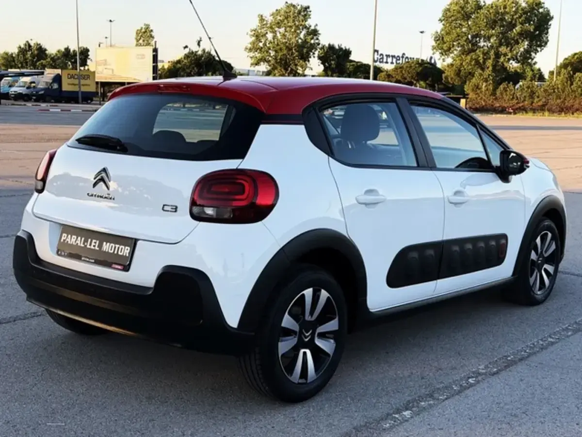 Usado Citroën C3 Feel 100 CV (73 kW) 2017 Blanco Utilitario