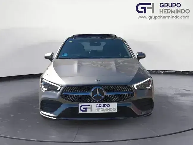 Usado Mercedes CLA200 AMG line 150 CV (110 kW) 2020 Gris / plata Coupe