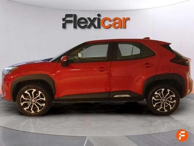 Usado Toyota Yaris Cross Active 116 CV (85 kW) 2024 Burdeos SUV
