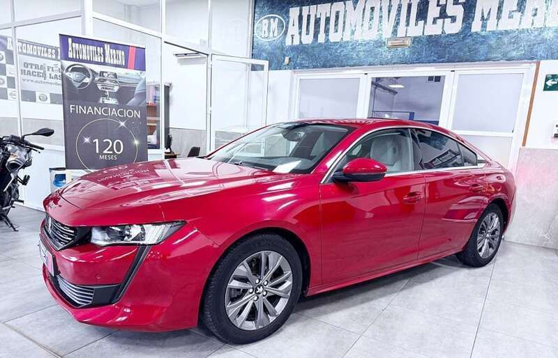 Usado Peugeot 508 Allure 131 CV (96 kW) 2019 Rojo Berlina