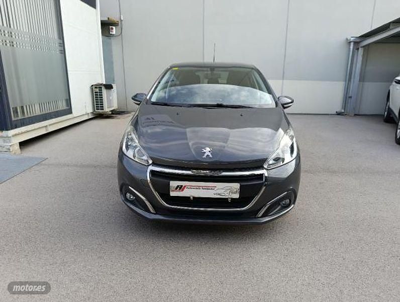 Usado Peugeot 208 Active 82 CV (60 kW) 2015 Utilitario