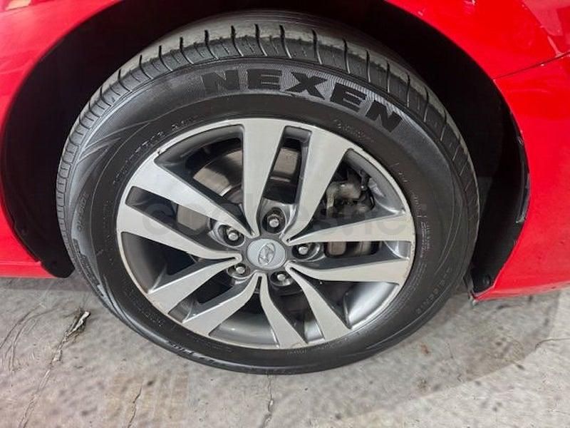 Brugt Hyundai i30 GO! 95 HK (69 kW) 2019 Rød Sedan