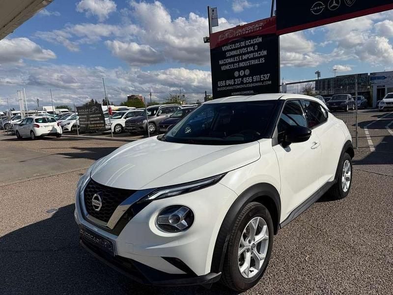 Begagnad Nissan Juke Acenta 114 HK (83 kW) 2022 Vit SUV