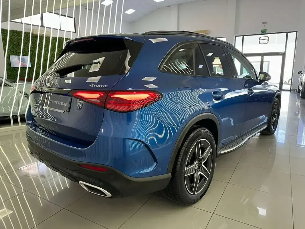 Usado Mercedes GLC220 197 CV (144 kW) 2024 Azul SUV