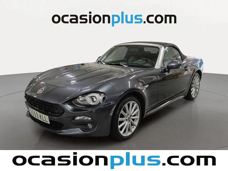 Usado Fiat 124 Spider Lusso 140 CV (102 kW) 2018 Gris Descapotable
