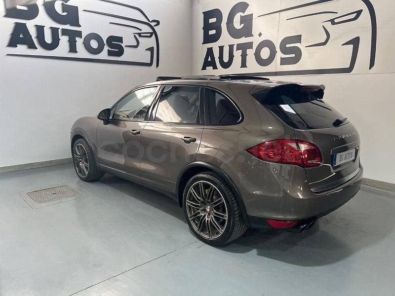 Usado Porsche Cayenne 245 CV (180 kW) 2012 Marrón SUV