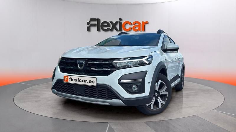 Usado Dacia Sandero Expression 91 CV (66 kW) 2022 Blanco Berlina