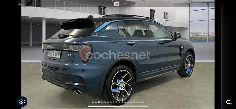 Azul Usado 2024 Lynk & Co 01 SUV | 26.990 € (Un poco caro) - Imagen 1/1