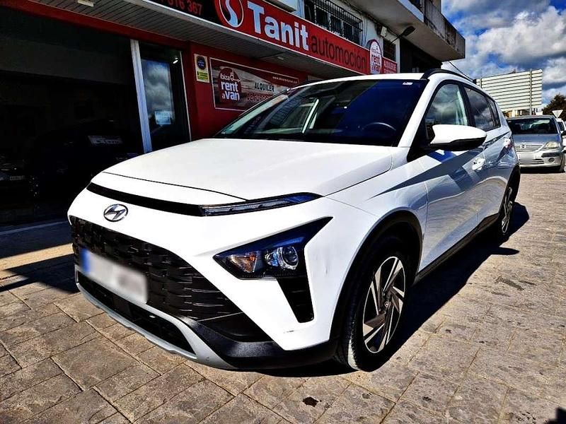Blanco Usado 2022 Hyundai Bayon SUV | 15.900 € (Un poco caro) - Imagen 1/4