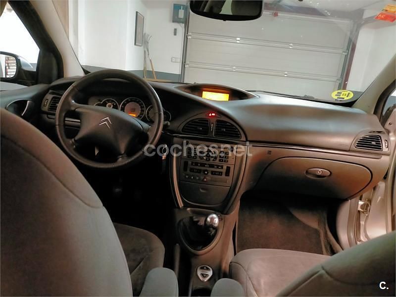 Usado Citroën C5 117 CV (86 kW) 2006 Gris / plata Berlina