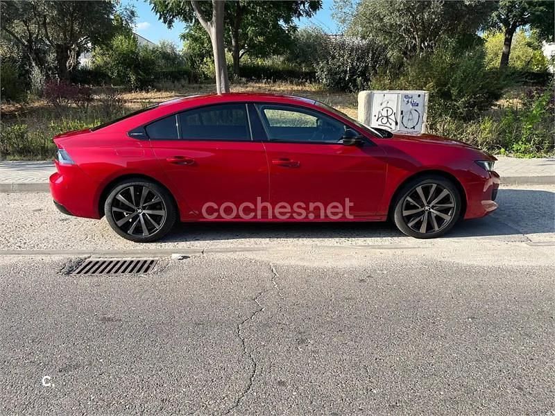 Usado Peugeot 508 GT-line 180 CV (132 kW) 2019 Rojo Familiar