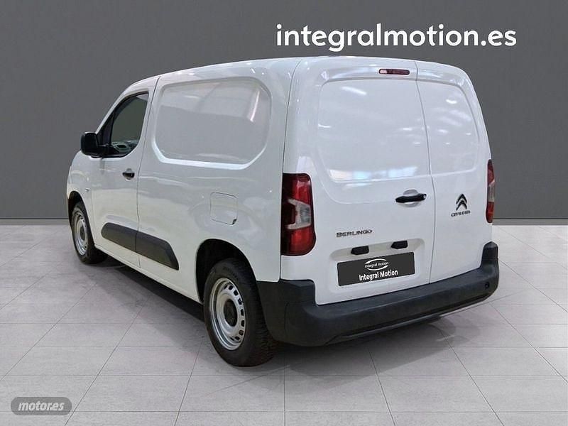 Usado Citroën Berlingo 102 CV (75 kW) 2021 Blanco Monovolumen