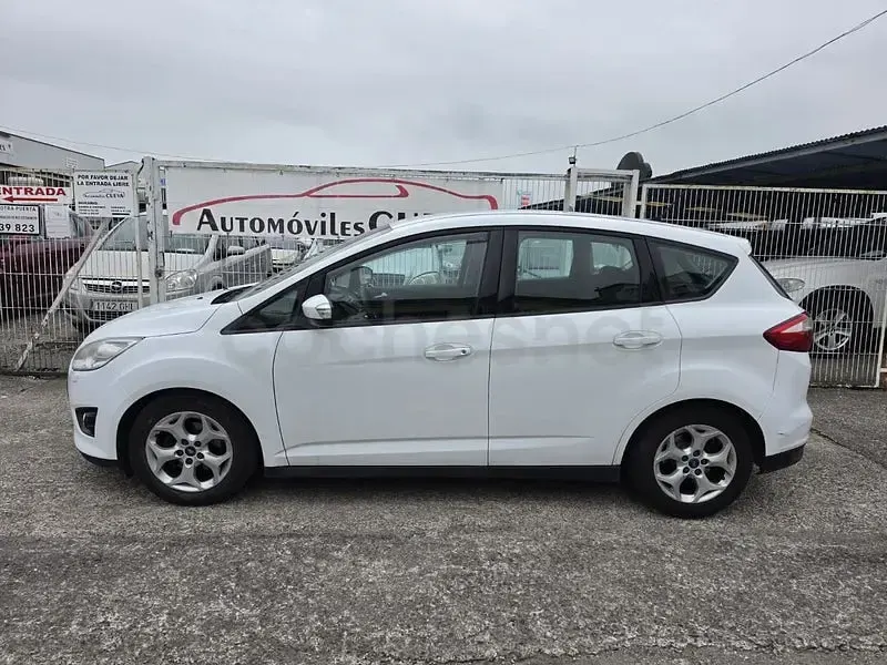 Usado Ford C-MAX Titanium 115 CV (84 kW) 2013 Blanco Monovolumen