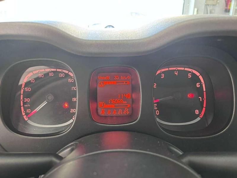 Usado Fiat Panda Young 69 CV (50 kW) 2014 Blanco Utilitario