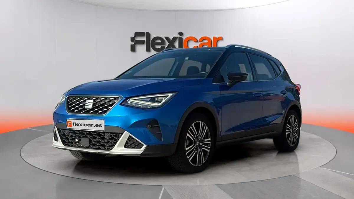 Usado Seat Arona Style 110 CV (80 kW) 2023 Azul SUV