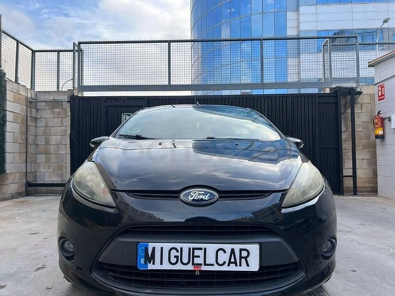 Usado Ford Fiesta Trend 70 HP (51 kW) 2011 Preto Citadino