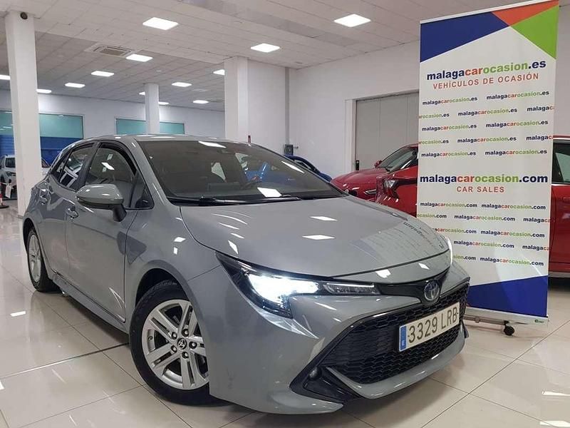 Usado Toyota Corolla Active 122 CV (89 kW) 2021 Gris Utilitario