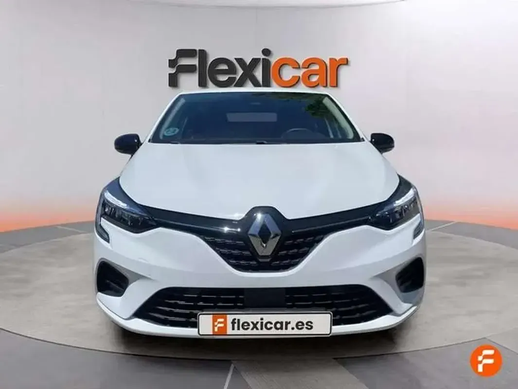 Usado Renault Clio Equilibre 91 CV (66 kW) 2023 Blanco Utilitario