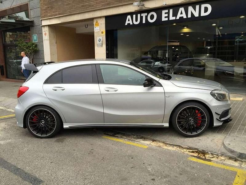 Usado Mercedes A45 AMG AMG Edition 1 360 CV (264 kW) 2014 Plateado Utilitario