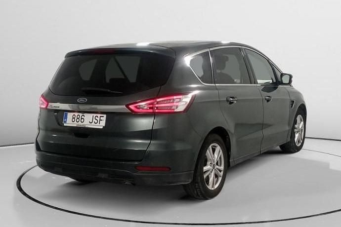 Usado Ford S-MAX Titanium 150 CV (110 kW) 2016 Monovolumen