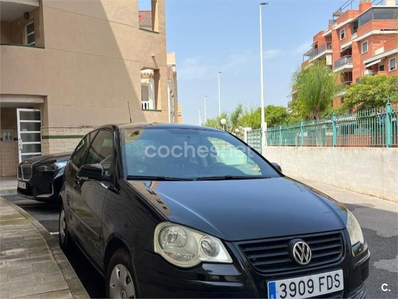 Negro Usado 2006 VW Polo Match Berlina | 2999 € (Buen precio) - Imagen 1/4
