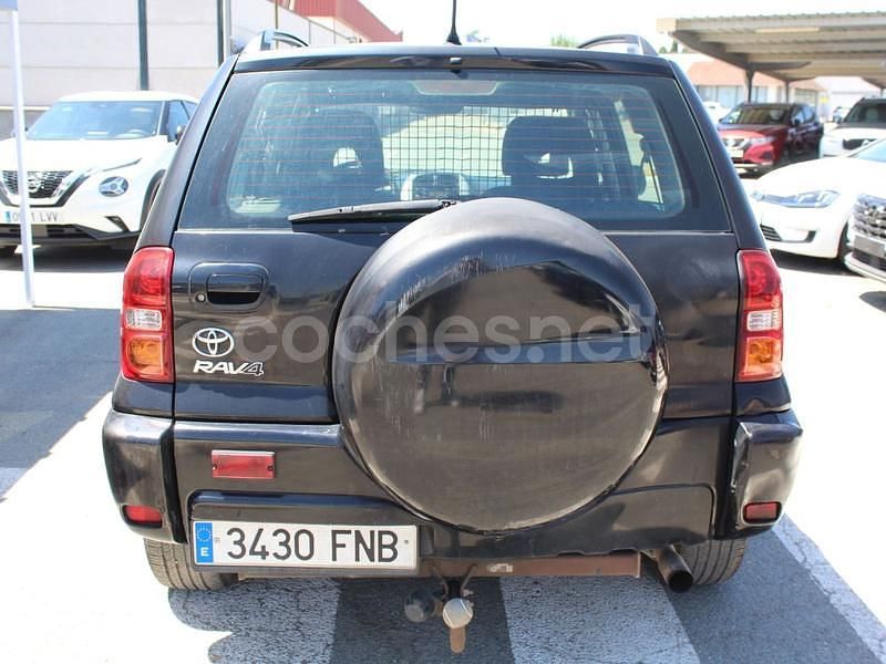Usado Toyota RAV4 Executive 116 CV (85 kW) 2005 Negro SUV