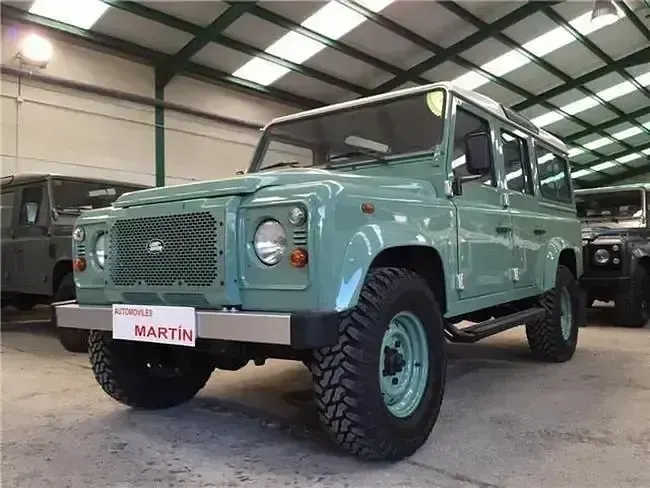Usado Land Rover Defender S 122 CV (89 kW) 2015 Verde Familiar
