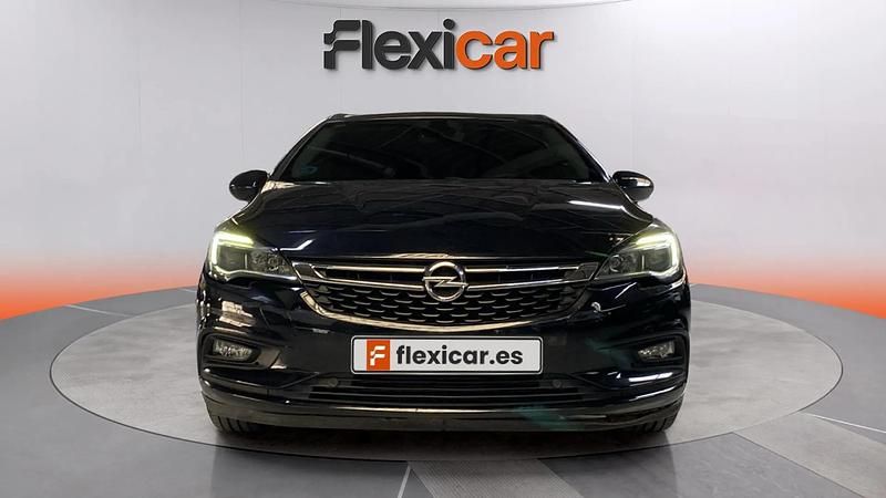 Usado Opel Astra Excellence 150 CV (110 kW) 2018 Negro Familiar