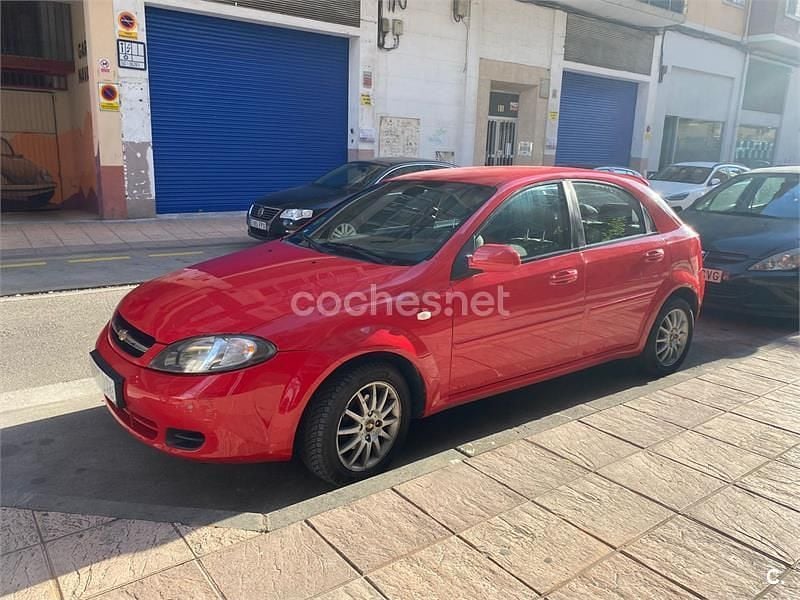 Usado Chevrolet Lacetti CDX 109 CV (80 kW) 2005 Rojo Berlina