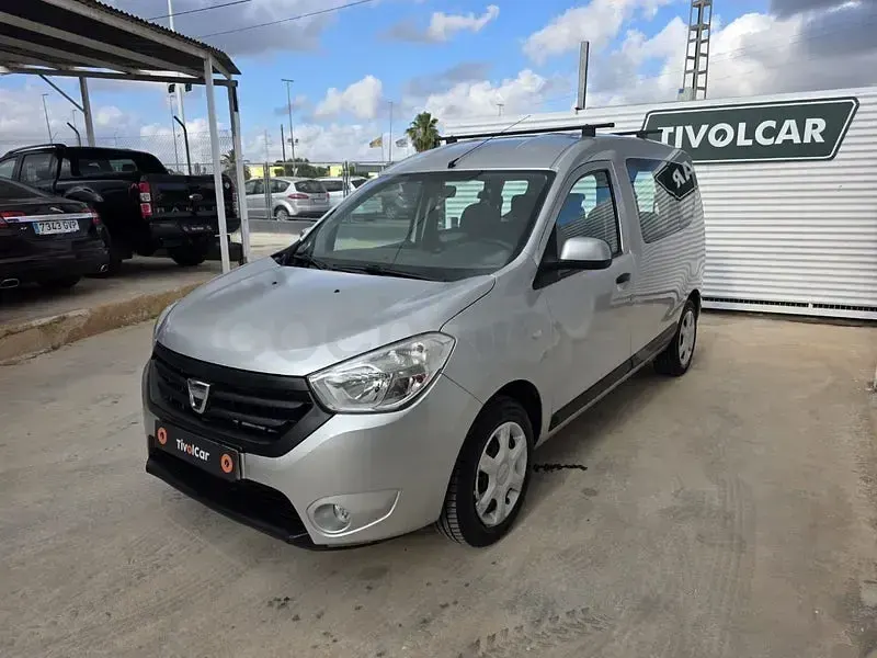 Usado Dacia Dokker Ambiance 90 CV (66 kW) 2013 Gris / plata Monovolumen