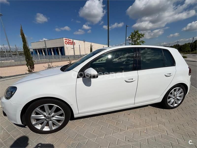 Blanco Usado 2010 VW Golf VI Sport Berlina | 6300 € - Imagen 1/4